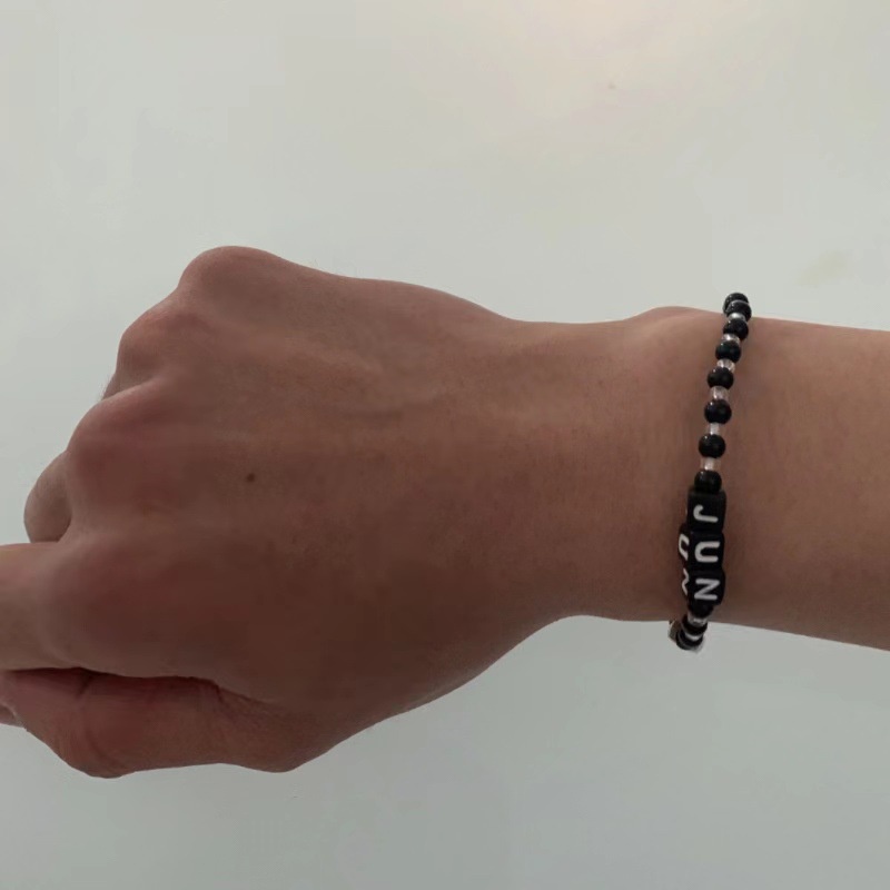 Vòng Tay Đính Hạt Đen Khắc Chữ Seventeen Lee Shuomin Phong Cách Hàn Quốc DIY Mới