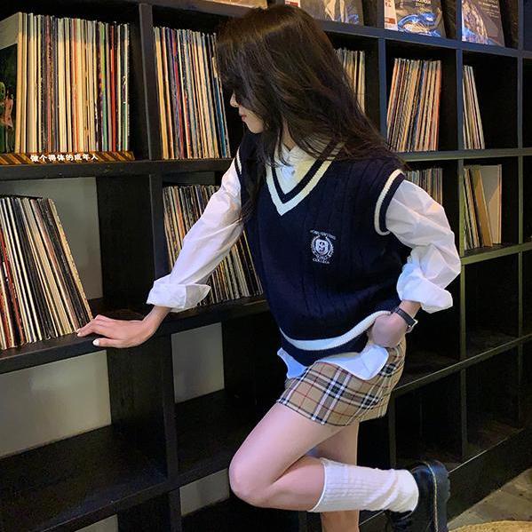 Áo Dệt Kim Sát Nách Cổ Chữ V Thời Trang Mùa Thu