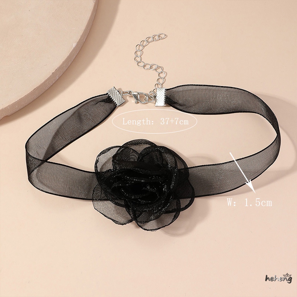 Vòng Cổ Choker Vải Tuyn Màu Đen Đính Hoa Và Đá Pha Lê Quyến Rũ