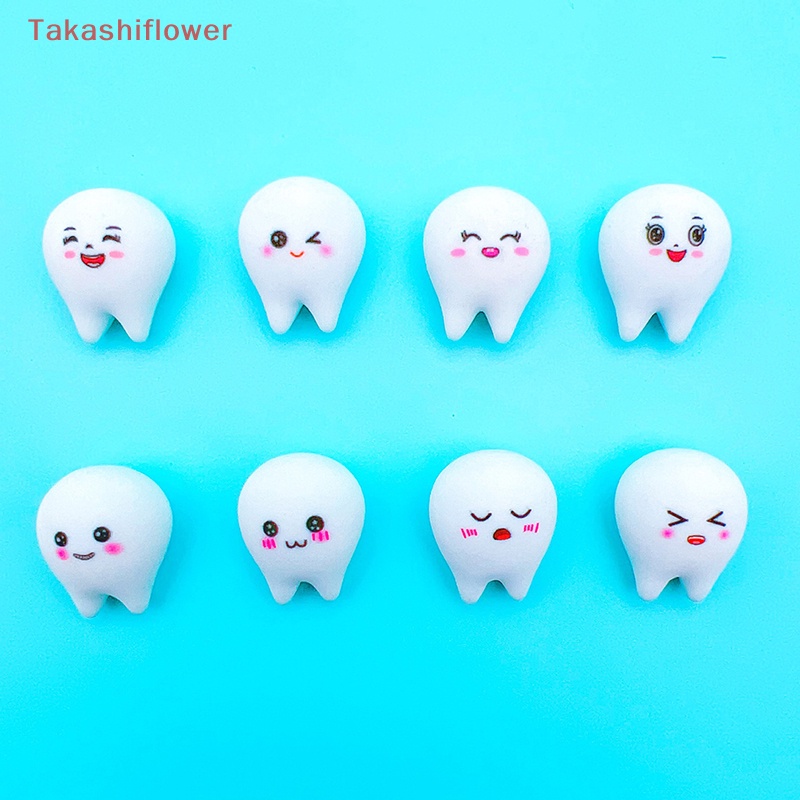 Set 2 Chiếc Răng Nhựa Phát Sáng Hoạ Tiết Hoạt Hình Xinh Xắn