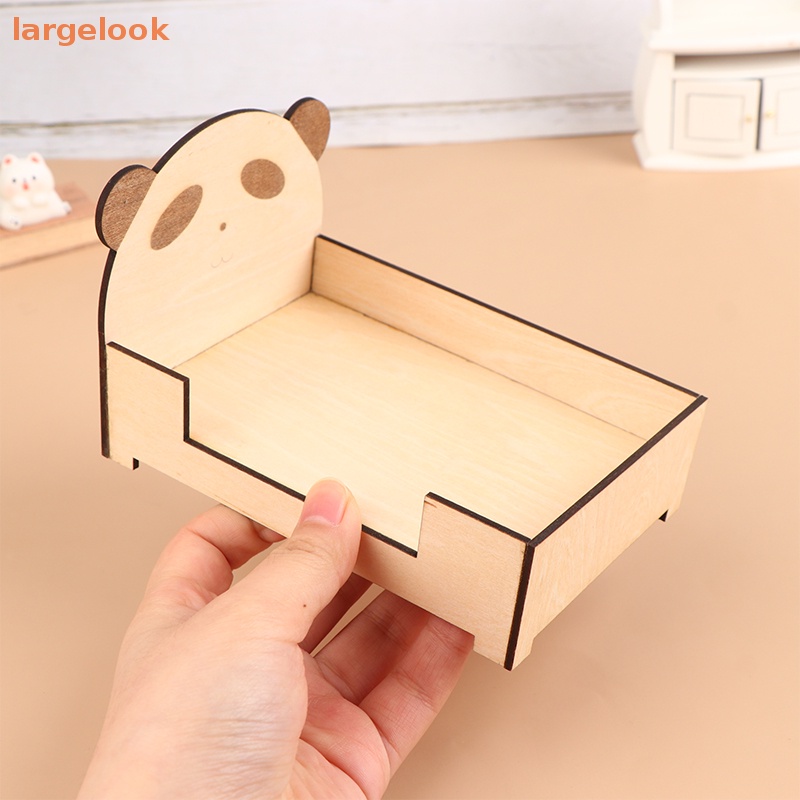 Giường Ngủ Mini Họa Tiết Hoạt Hình Trang Trí Nhà Búp Bê Tỉ Lệ 1 / 12