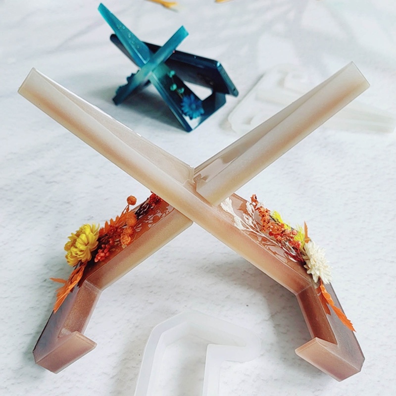 Giá Đỡ Trưng Bày Bằng Nhựa Resin Thiết Kế Tinh Tế Và Sáng Tạo