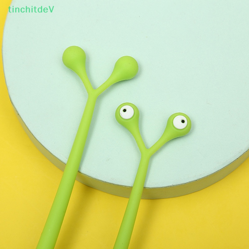 1 Cây Bút Mực Gel Ngòi Bút 0.5mm In Hình Người Ngoài Hành Tinh Dễ Thương Màu Sắc Ngẫu Nhiên