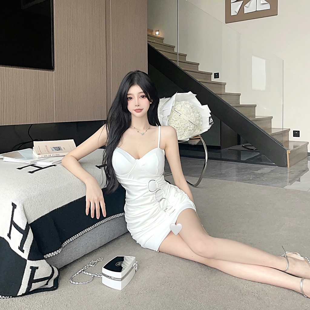 Đầm Hai Dây Thiết Kế Vòng Thép Phong Cách Âu Mỹ Gợi Cảm Thời Trang Mới