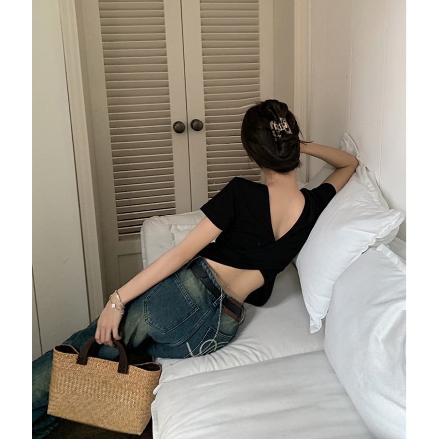 Áo Thun Tay Ngắn Hở Lưng Dáng Ôm Màu Đen Thời Trang Mùa Hè Cho Nữ