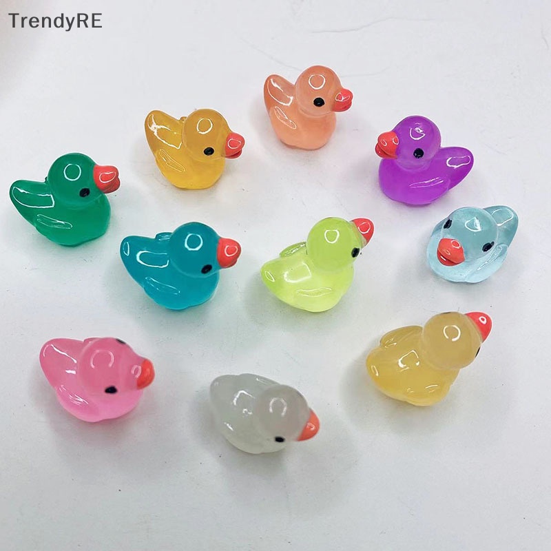 Set 10 Tượng Vịt Dạ Quang Dùng Để Trang Trí