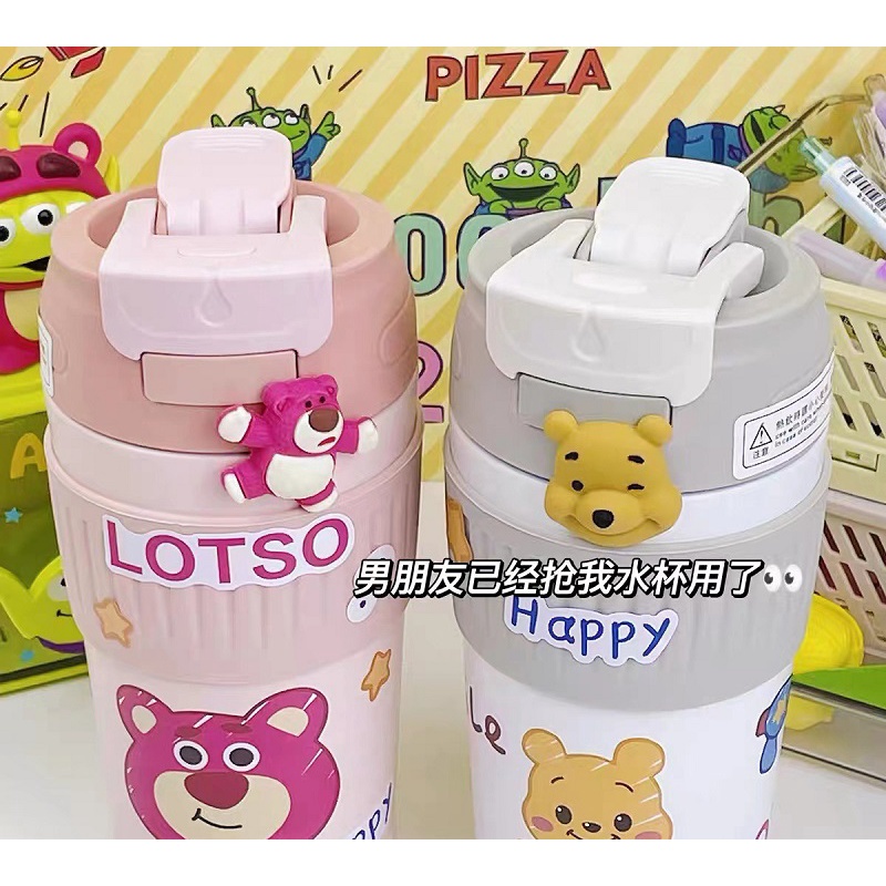 Bình Nước Giữ Nhiệt Hai Lớp Dung Tích Lớn In Họa Tiết Dâu Tây Dễ Thương Kèm Ống Hút Cho Nữ