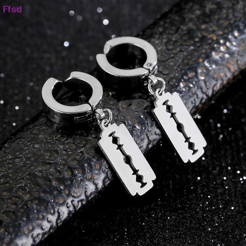 1 Đôi Bông Tai Hình Dao Cạo Rỗng Bằng Thép Không Gỉ Phong Cách Hip Hop Punk Cho Nam