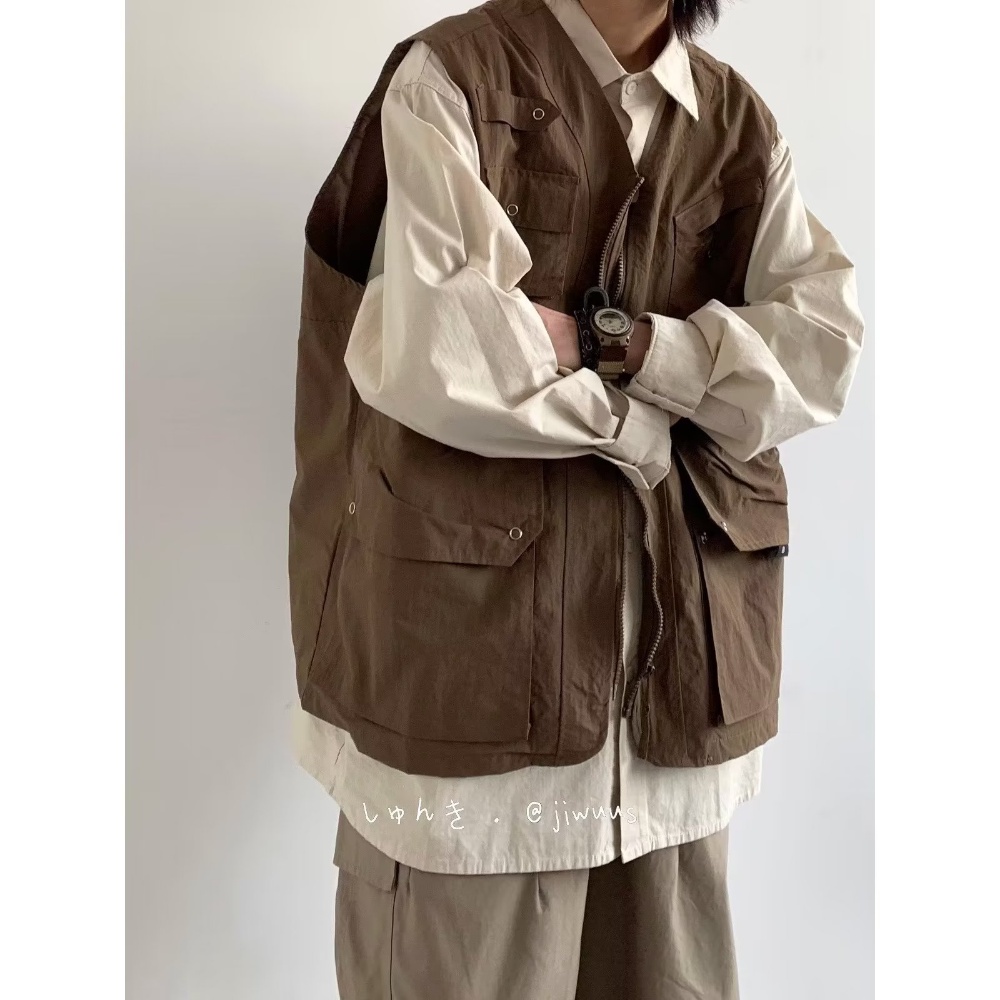 Áo Khoác Sát Nách Phối Nhiều Túi Phong Cách Retro Mỹ Cho Nam