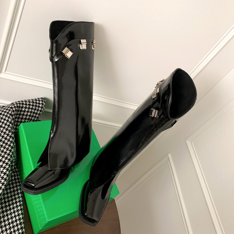 Huaqoo Giày Bốt dép sandal nữ Mũi Vuông Phong Cách Retro Cá Tính Cho Nữ 28Z0629015