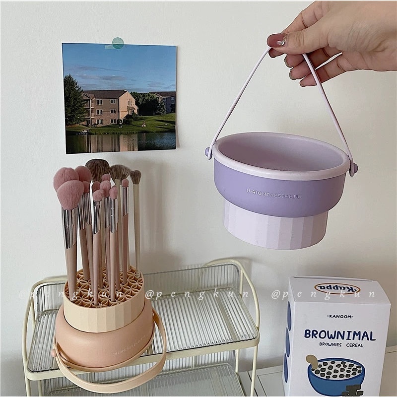 Giá Phơi Khô Cọ Trang Điểm Hình Quả Trứng Tiện Dụng