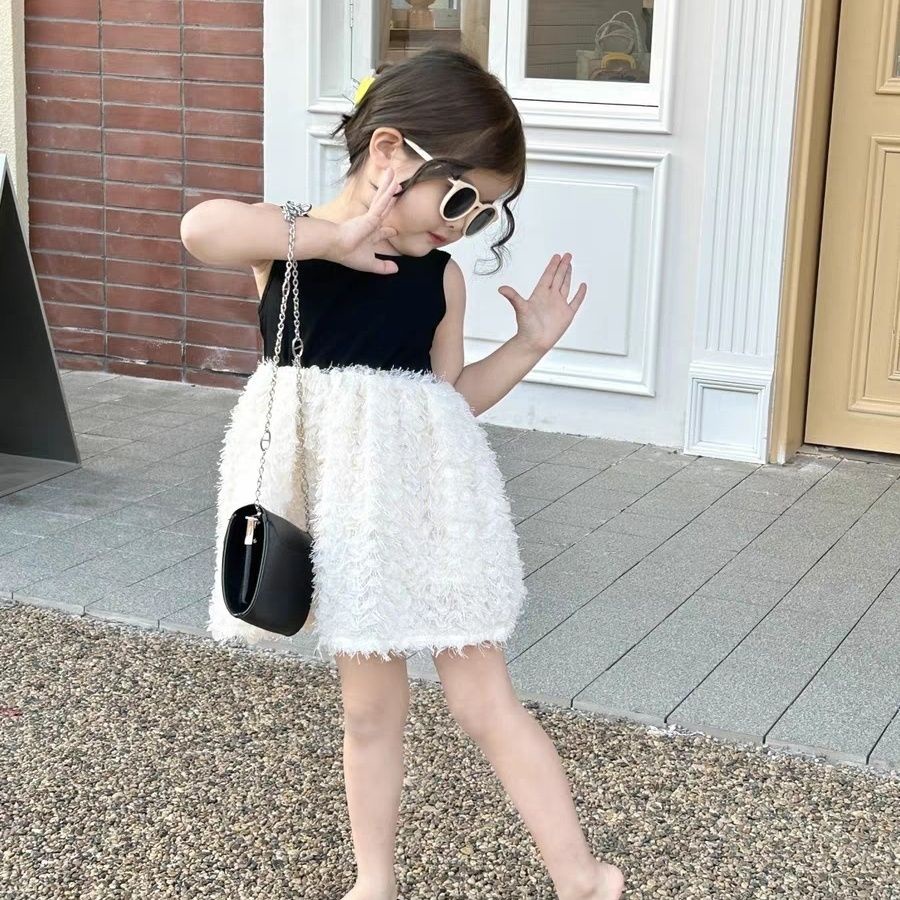 Đầm Nhung Màu Sắc Tương Phản Đính Nơ Xinh Xắn Cho Bé Gái