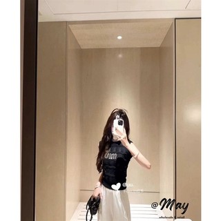 Áo len đính đá chữ Miu sát nách
