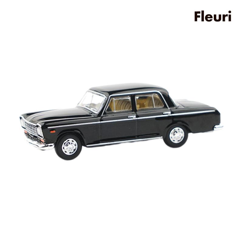 Mô Hình Xe Đồ Chơi Mini Tỉ Lệ 1 / 64