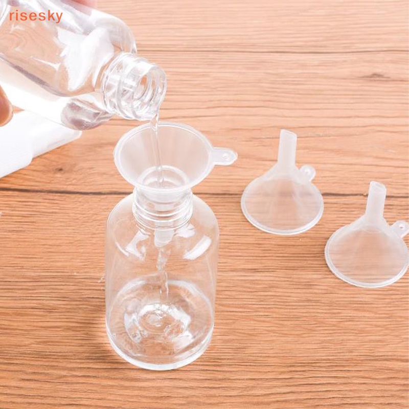 Set 4 Chai Đựng Mỹ Phẩm Dạng Ấn Tiện Dụng Chất Lượng Cao