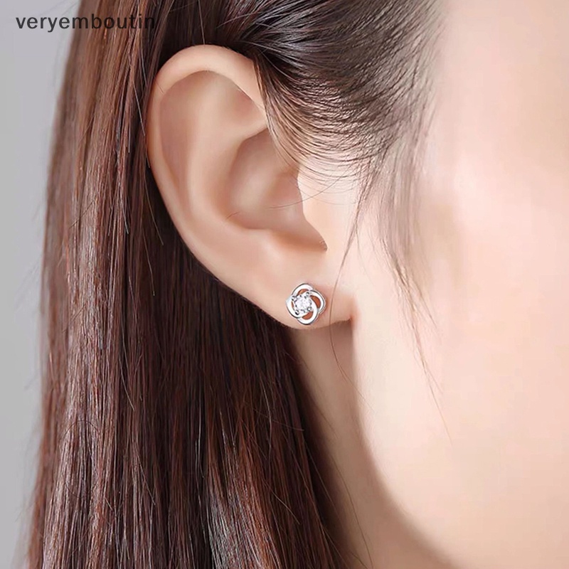 Bông Tai Hình Cỏ Bốn Lá Đơn Giản Cá Tính Dành Cho Nữ