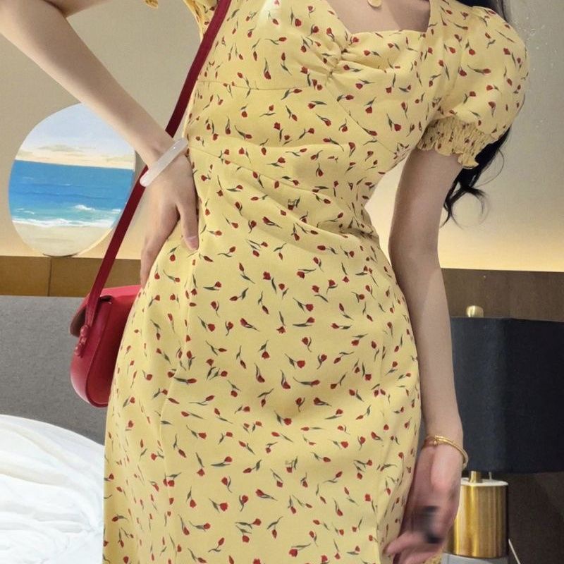 Đầm Hoa Cổ Vuông Phong Cách Retro Pháp Thời Trang Xuân Hè 2023 Mới