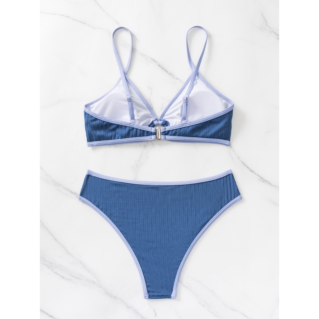 Bộ Bikini Tam Giác Màu Trơn Hở Lưng Và Dây Đeo Gợi Cảm