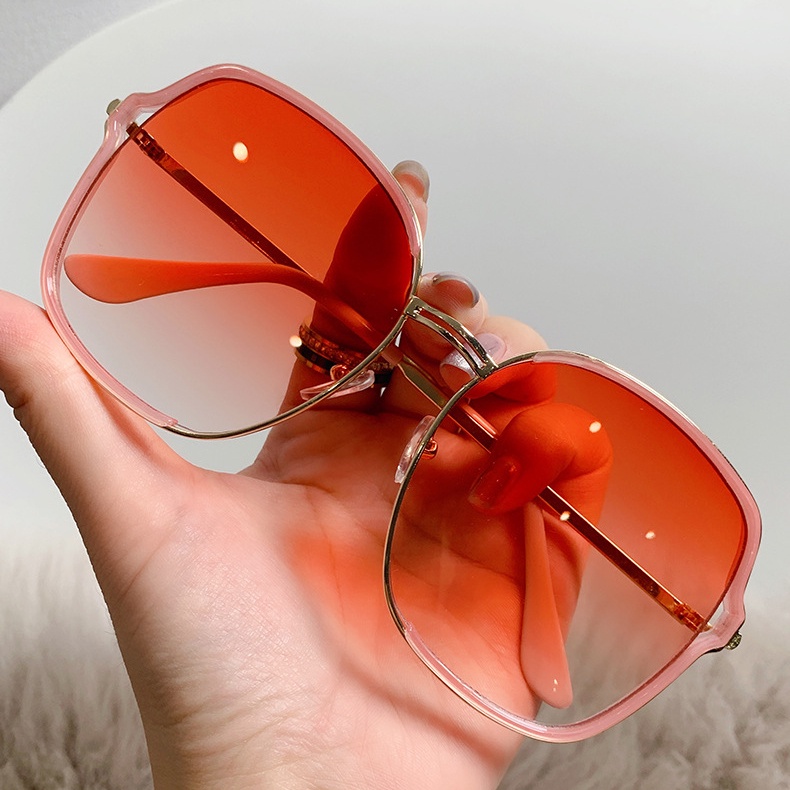 Kính Mát Chống Tia UV Mới Cho Cả Nam Và Nữ