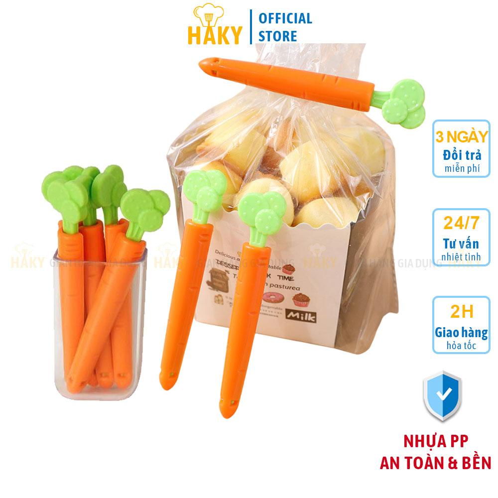 Set 5 kẹp miệng túi thực phẩm hình cà rốt kèm hộp nam châm dán tủ lạnh, bảo quản đồ ăn kín và lâu hơn HAKY045