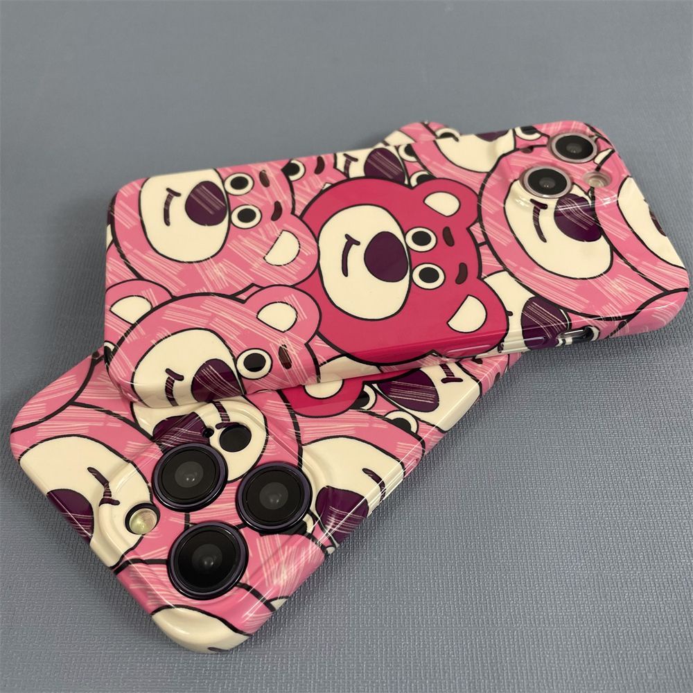 Ốp Điện Thoại Cứng Họa Tiết Gấu Và Dâu Tây Bảo Vệ Toàn Diện Cho Iphone 11promax 8plus 12pro 13promax 13 11 14Promax 12 xr / xsmax