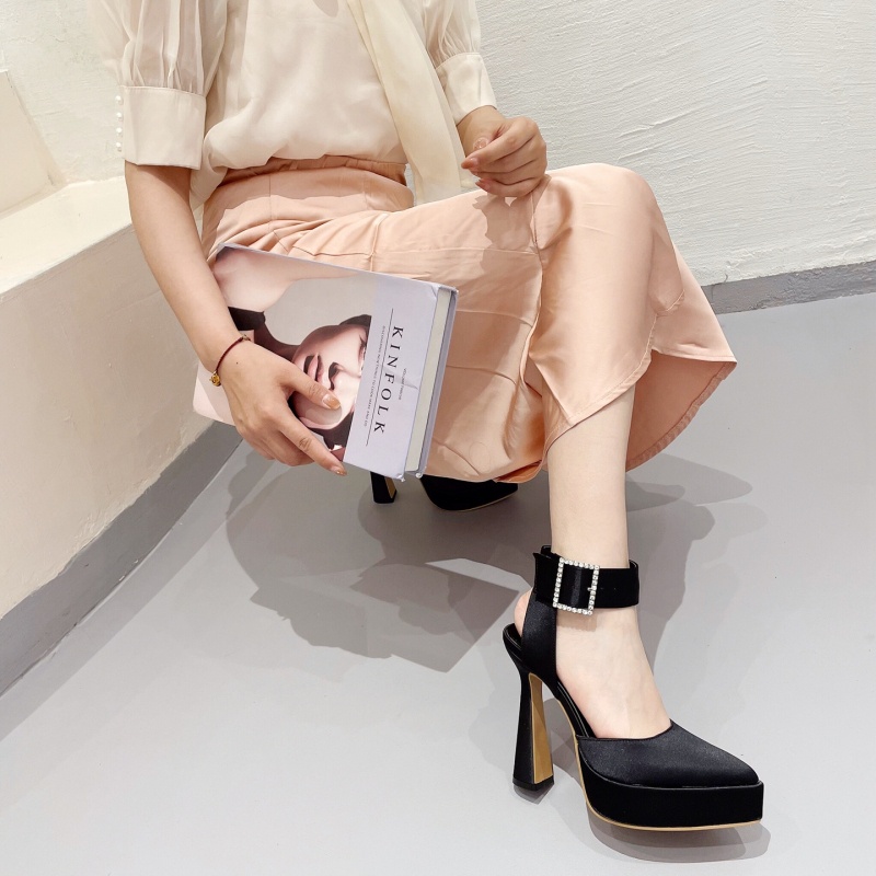 Sandal Cao Gót Thiết Kế Mới Đính Đá Thời Trang Mùa Xuân Dành Cho Nữ