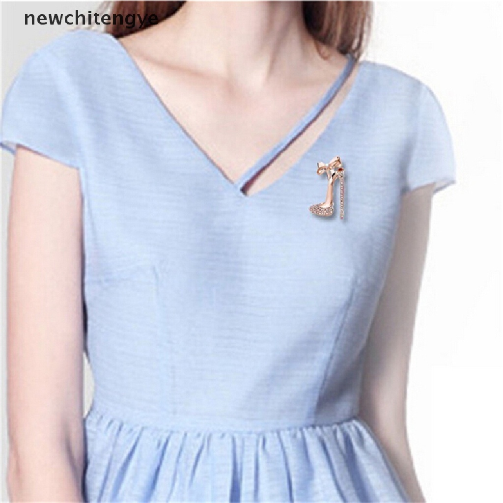 Ghim Cài Áo Mạ Vàng Hình Giày Cao Gót Đính Đá Pha Lê