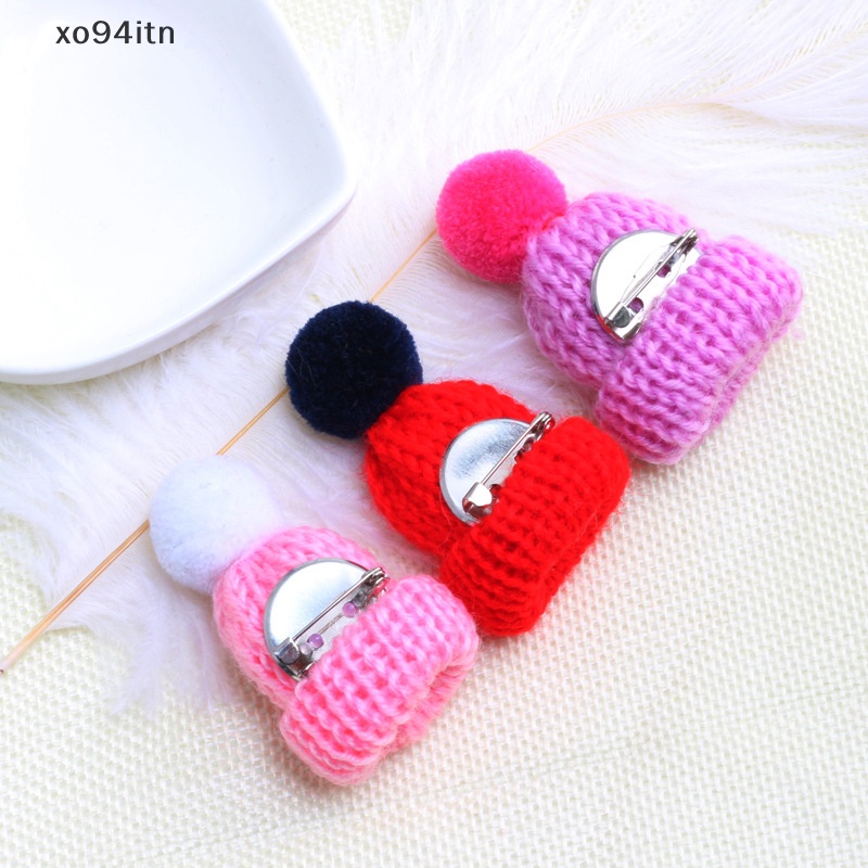 Ghim Cài Áo Hình Nón Len Mini Nhiều Màu Dễ Thương