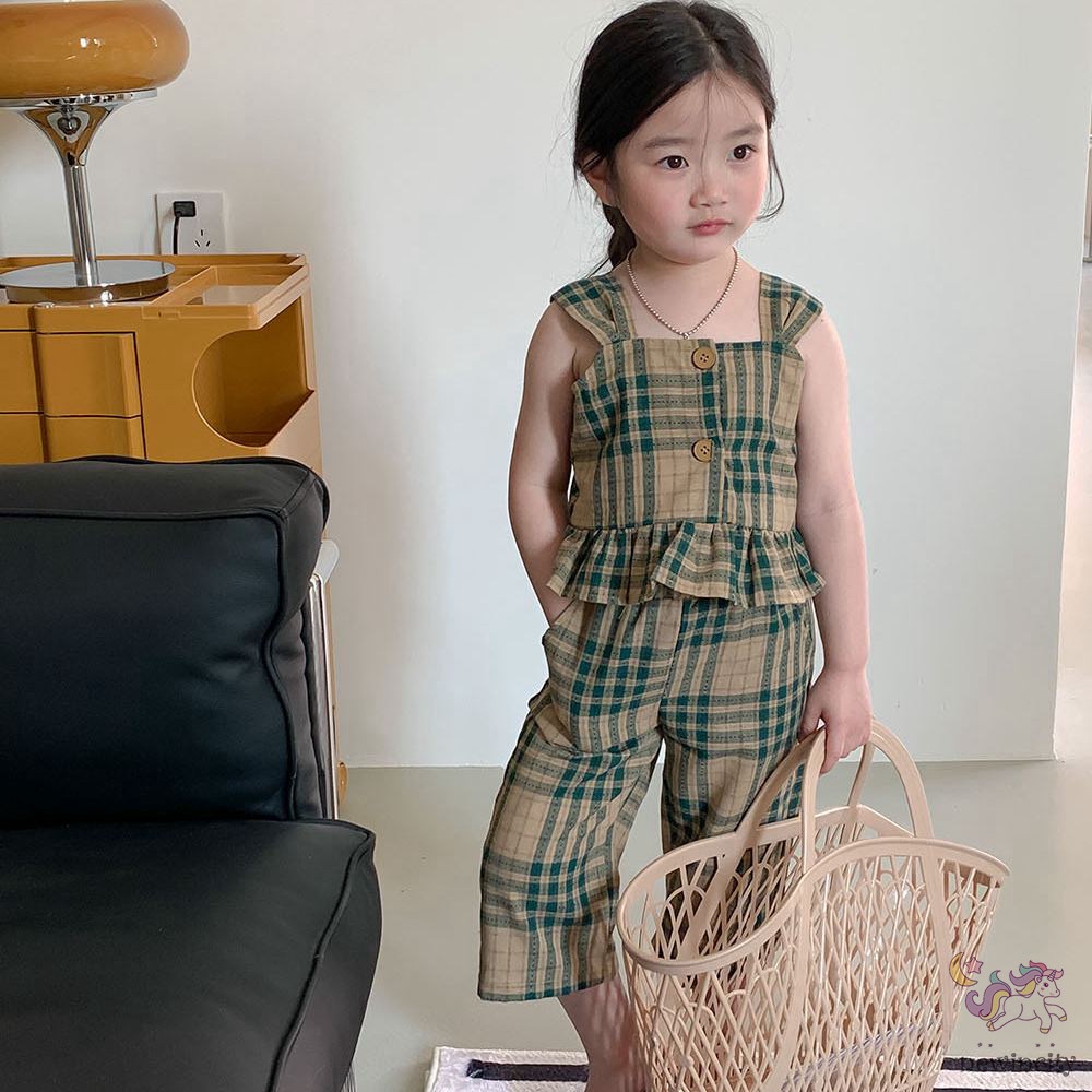 Set Áo Hai Dây Họa Tiết Sọc Caro Và Quần Lửng Phong Cách Hàn Quốc Cho Bé Gái