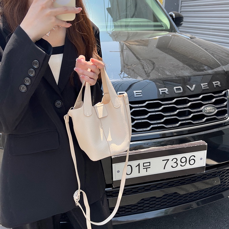 Túi Xách Đeo Vai Phong Cách Thời Trang Hàn Quốc Mới