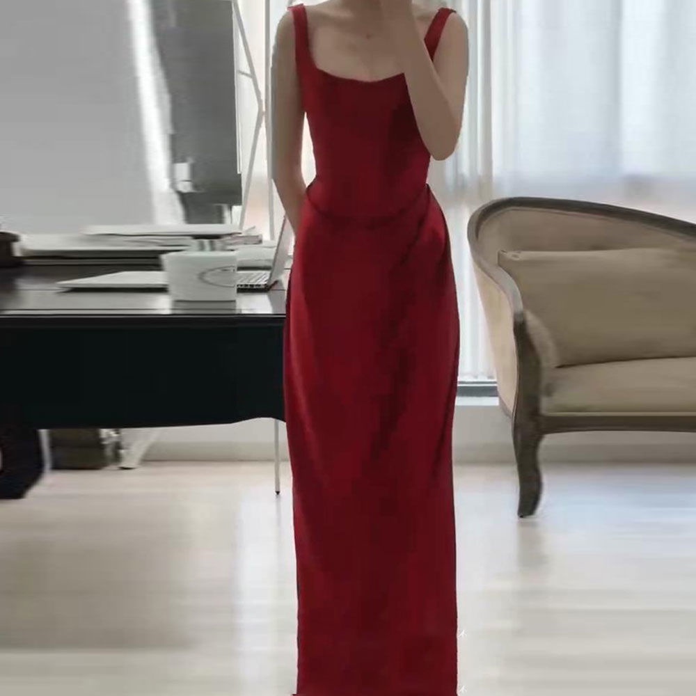 Satin Suspender Cô dâu Váy bánh mì nướng màu đỏ Thiết kế đơn giản Đuôi cá Nhỏ hàng ngày Cảm ơn bạn Đính hôn Váy dạ hội