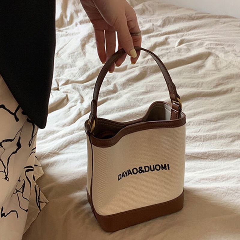 Túi Đeo Chéo Vải canvas In Chữ Phối Màu Độc Đáo Thời Trang Hàn Quốc Dễ Phối Đồ Cho Nữ