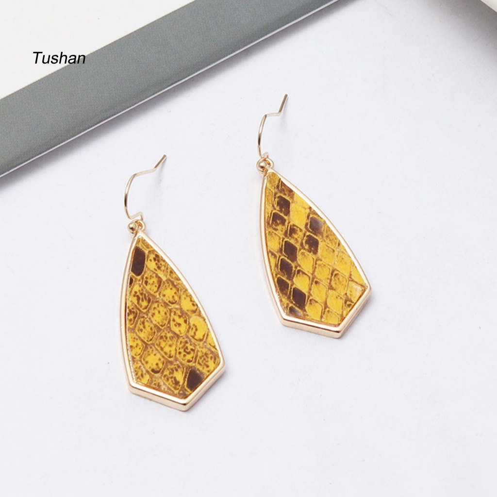 1 Đôi Bông Tai Hợp Kim Dáng Dài Họa Tiết Da Báo Thời Trang