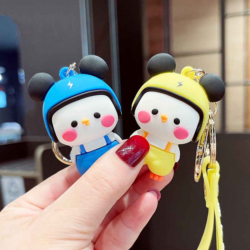 Móc khóa Vịt đội mũ bảo hiểm cute móc chìa khóa hàn quốc hottrend dễ thương phụ kiện túi xách balo xe máy -minkey