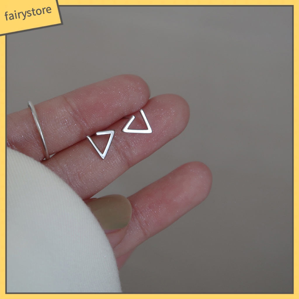 1 Đôi Bông Tai Hình Học / Bướm / Trái Tim / Ngôi Sao Rỗng Mạ Điện Sáng Bóng Chống Dị Ứng Trang Sức Làm Quà Tặng Cho Bạn Gái