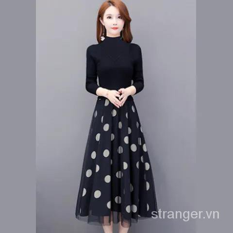Đầm Sweater Cổ Chữ V Giả Hai Lớp Phối Lưới Chấm Bi Phong Cách Mới 2023