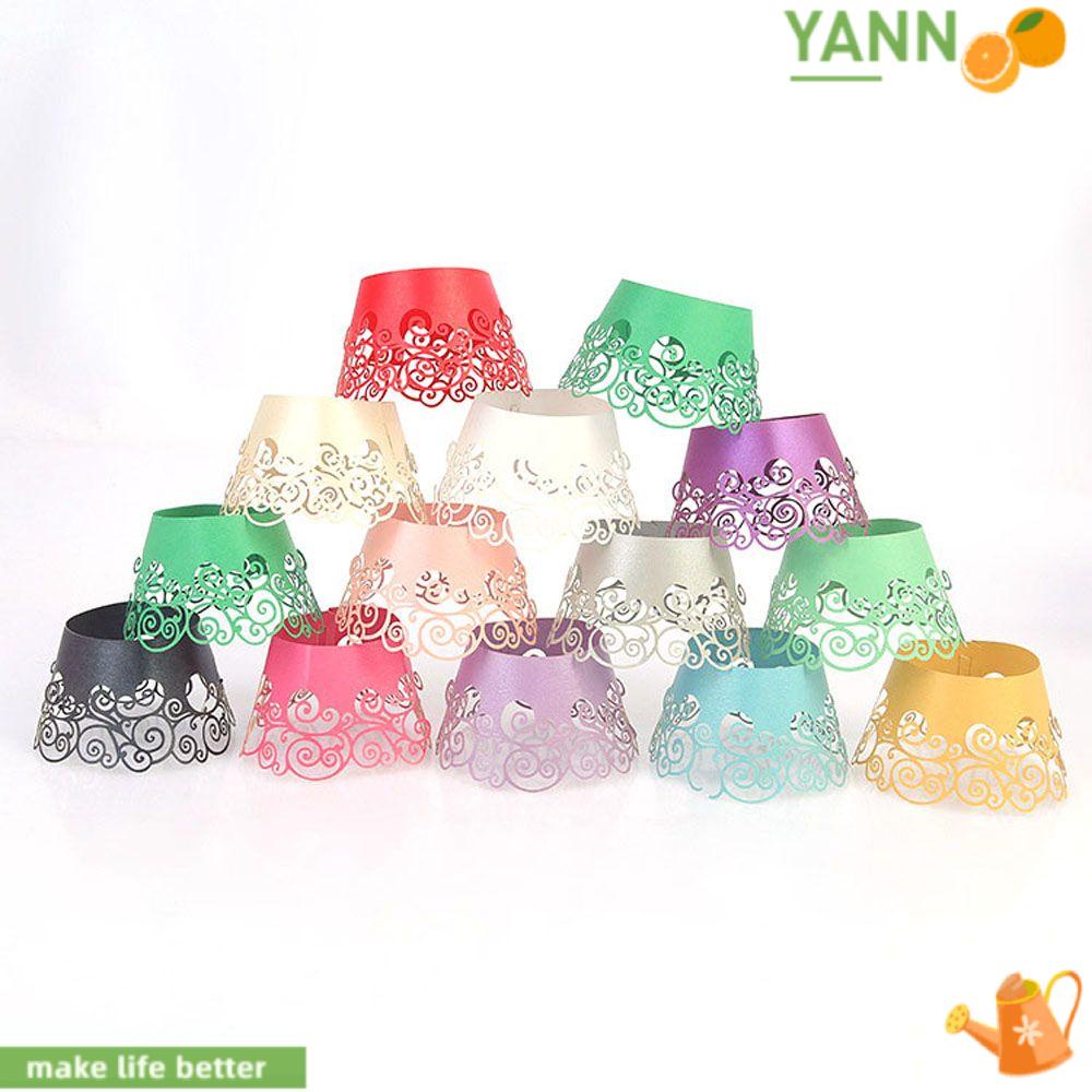 Set 12 Vỏ Bọc Bánh Cupcake Tiện Dụng Cho Nhà Bếp Ốp