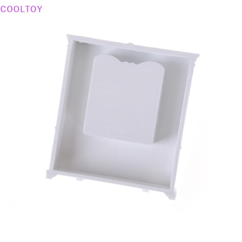 Mô Hình Kệ Sách Màu Bạc Dùng Trang Trí Nhà Búp Bê