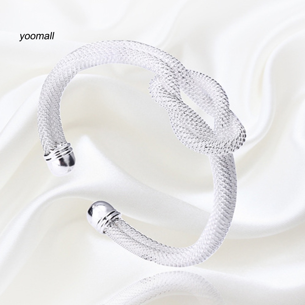 Vòng Đeo Tay Dạng Ống Xoắn Thắt Nút Thanh Lịch Cho Nữ