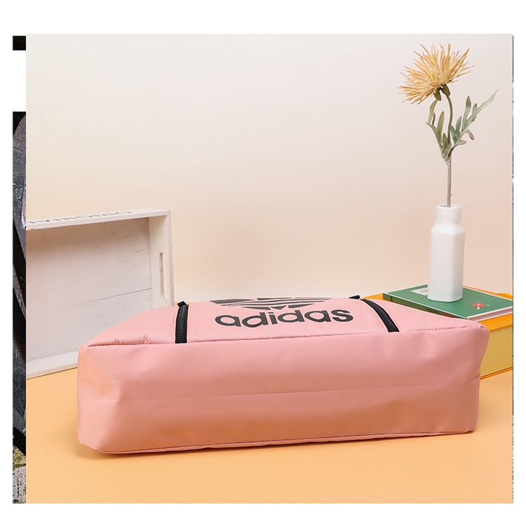 Túi Đeo Chéo Adidas ADIDAS9740 Kích Cỡ Lớn Thời Trang Cho Nữ