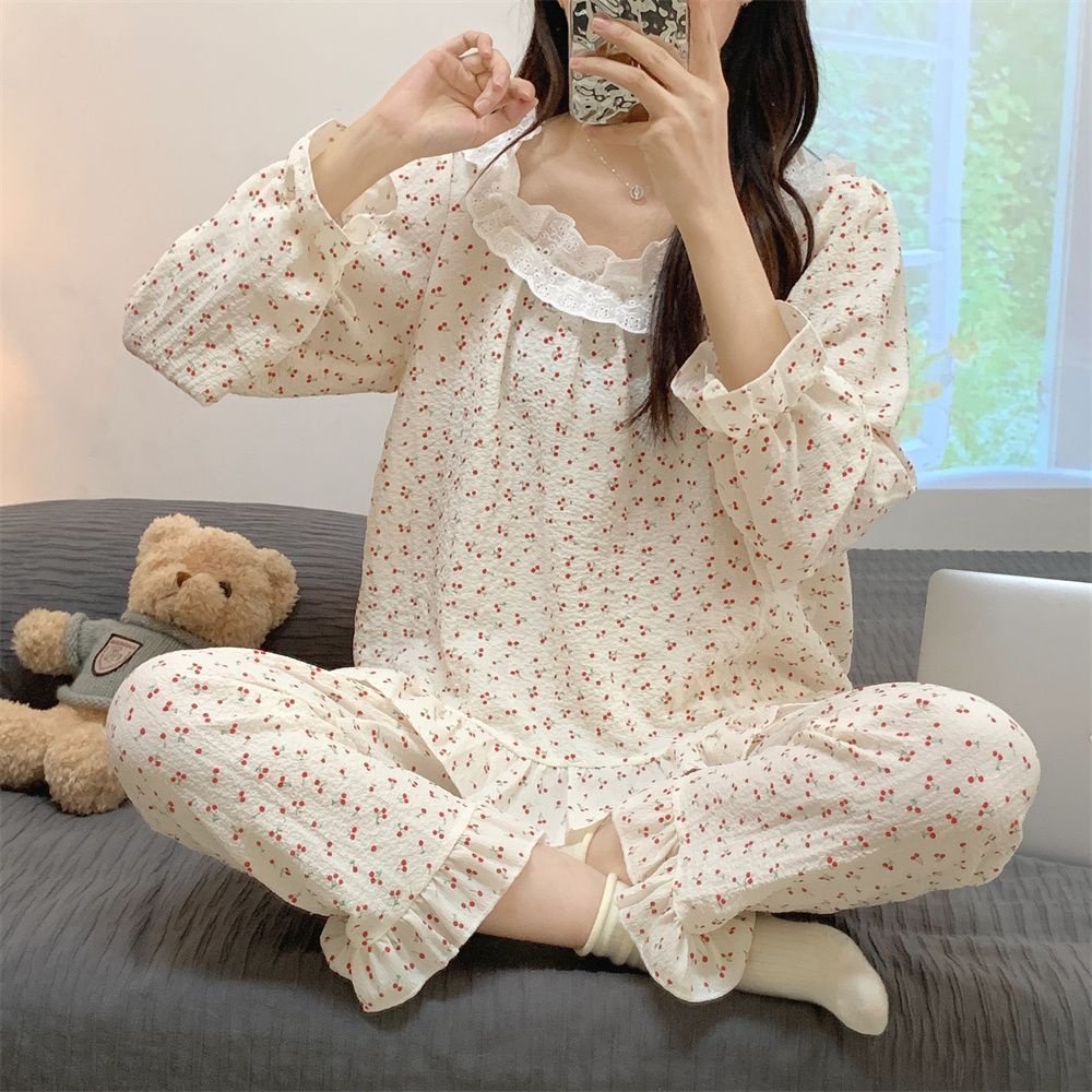 Bộ Đồ Ngủ Tay Dài Phối Ren Phong Cách Hàn Quốc Thời Trang Xuân Thu Xinh Xắn Cho Nữ