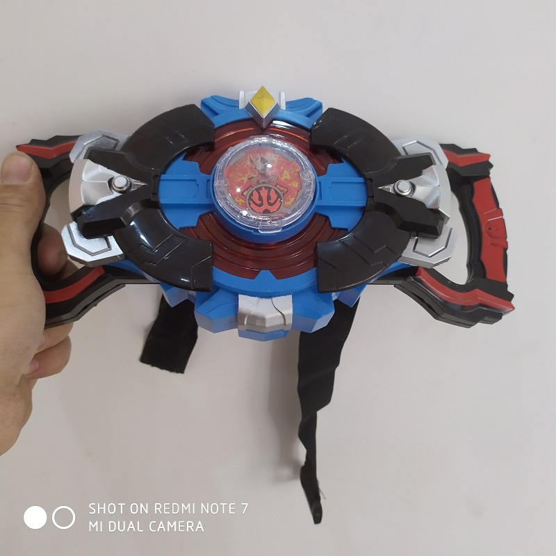 Rob Đồ Chơi Siêu Nhân Ultraman Biến Hình Có Đèn Và Nhạc 3 Trên Bánh Xe Cho Trẻ Em