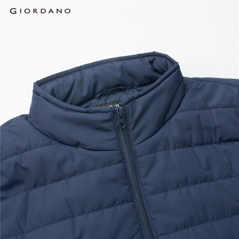 Áo khoác nam GIORDANO 13072816 có đệm cổ đứng màu trơn nhiều túi