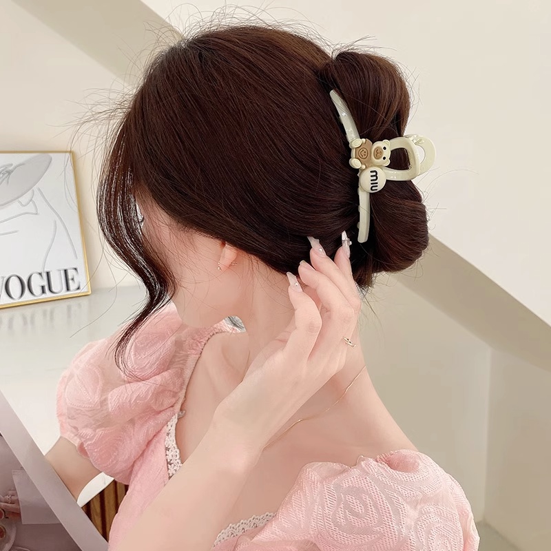 1 Kẹp Tóc Hình Cá Mập / Gấu Bằng Acrylic Dễ Thương Đa Năng Phong Cách Hàn Quốc