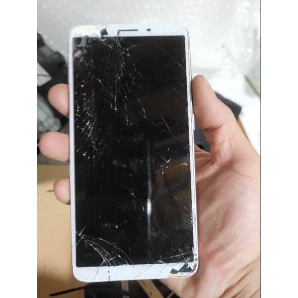 Cụm Vivo Y71 Ram 3 sống zin hư màn hình.