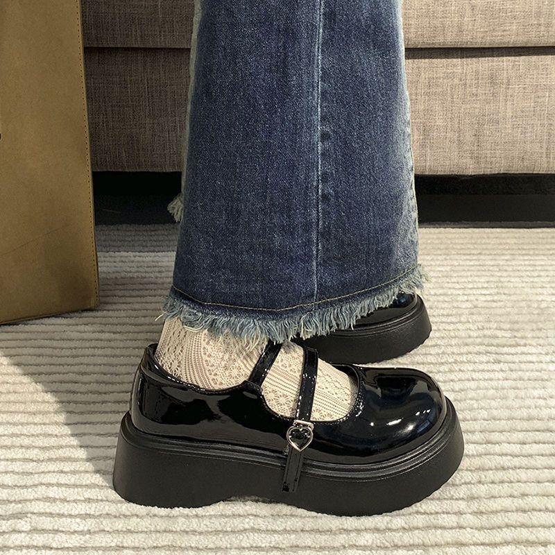 Mary jane da tròn đế dày và thời trang mùa hè đen