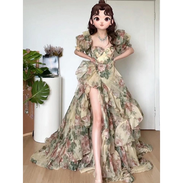 Đầm Hoa Tay Phồng Xẻ Tà Nhẹ Nhàng Cho Mẹ Và Bé