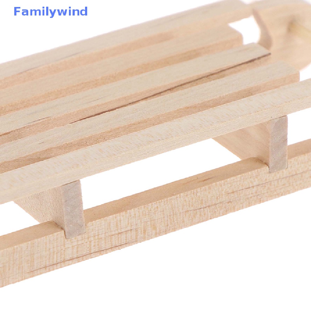 Mô Hình Giáng Sinh Mini 1 / 12 Dùng Để Trang Trí Nhà Búp Bê