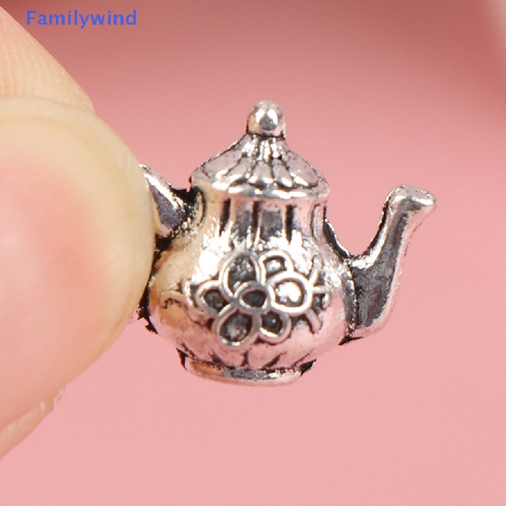 Set 5 Ấm Nước Bằng Kim Loại 1 / 12 Trang Trí Nhà Búp Bê