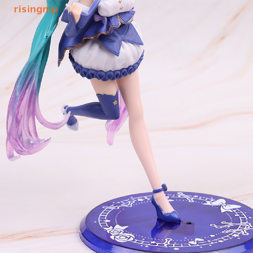 Mô Hình Nhân Vật Hatsune Miku Mặc Đầm Mùa Đông 3D 20cm